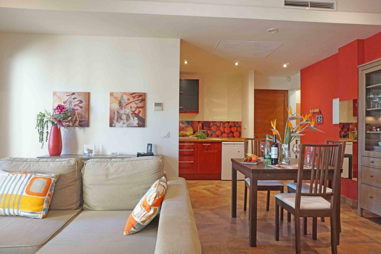 Appartment Pinar Malaga Exterior photo